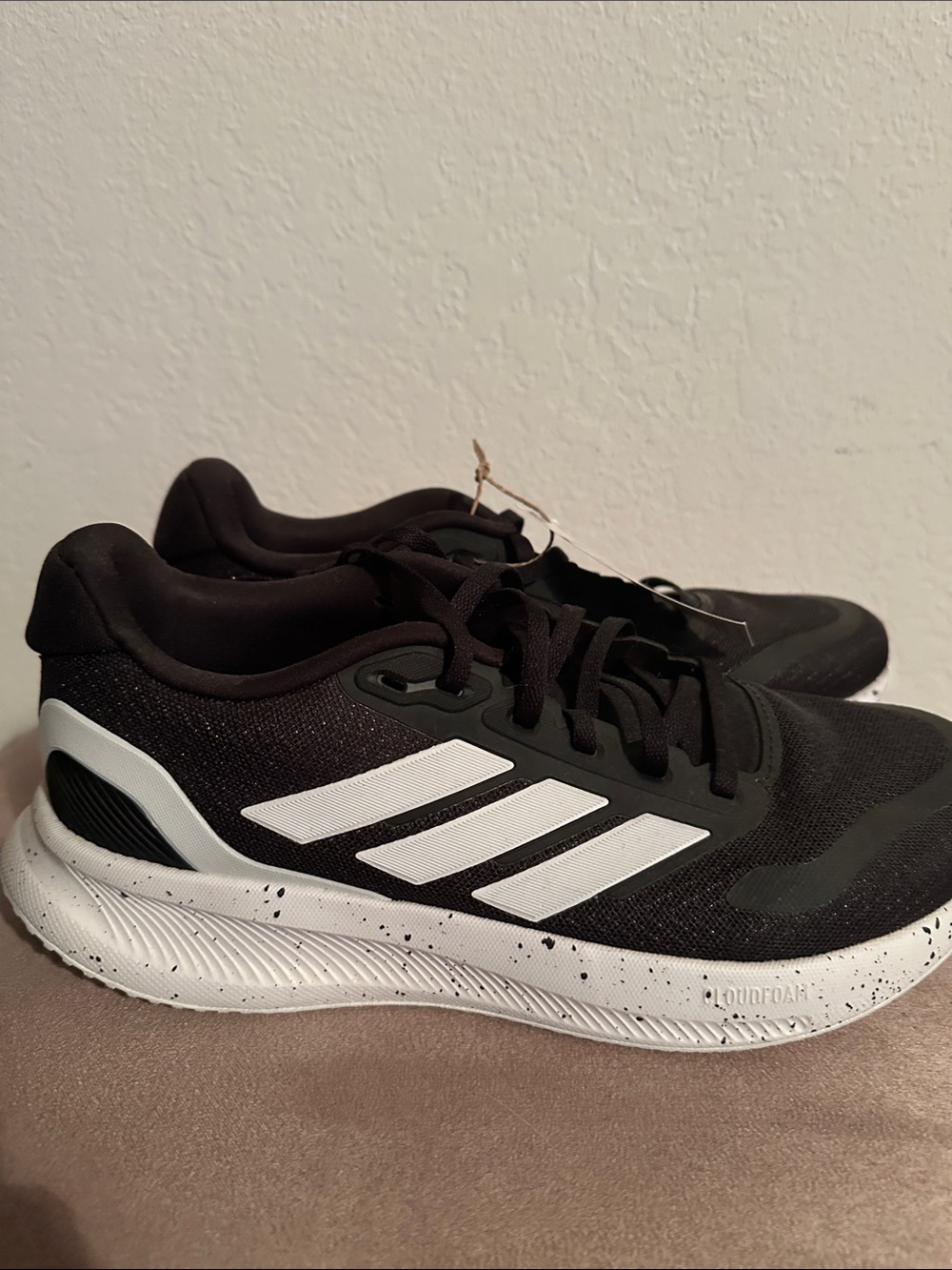 Adidas women's Black & White Athletic Running Shoes - Adidas Runfalcon 5 size 8